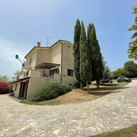 Azzurra Villa