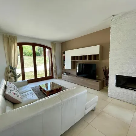 Villa Azzurra *