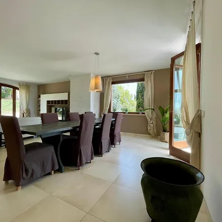Azzurra Villa